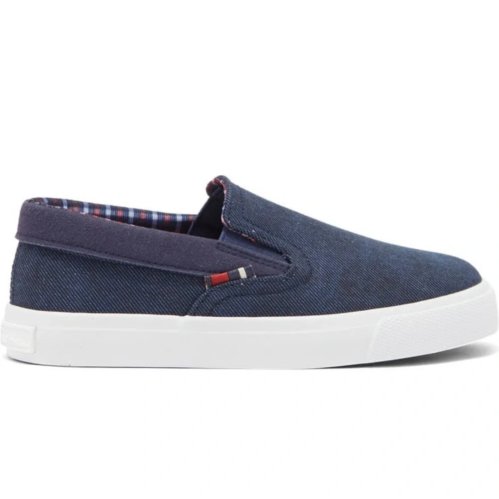 Ben Sherman Boy’s Jayme Slip on Sneaker in Navy| Size: 4